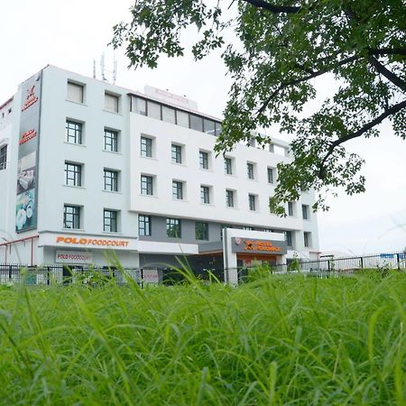 Max Hotels Allāhābād Junction Eksteriør bilde